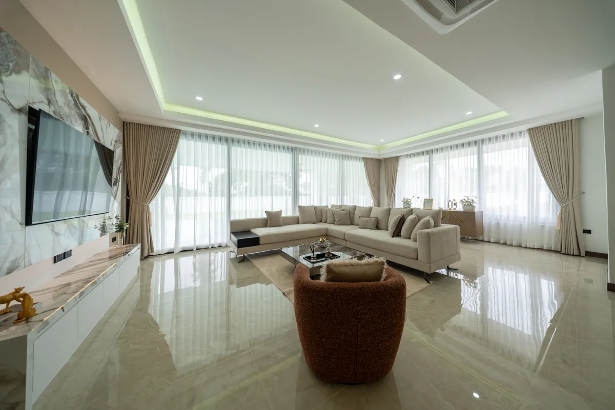 Newly Renovated 5 Bedroom 7 Bathroom House in Huay Yai photo 9