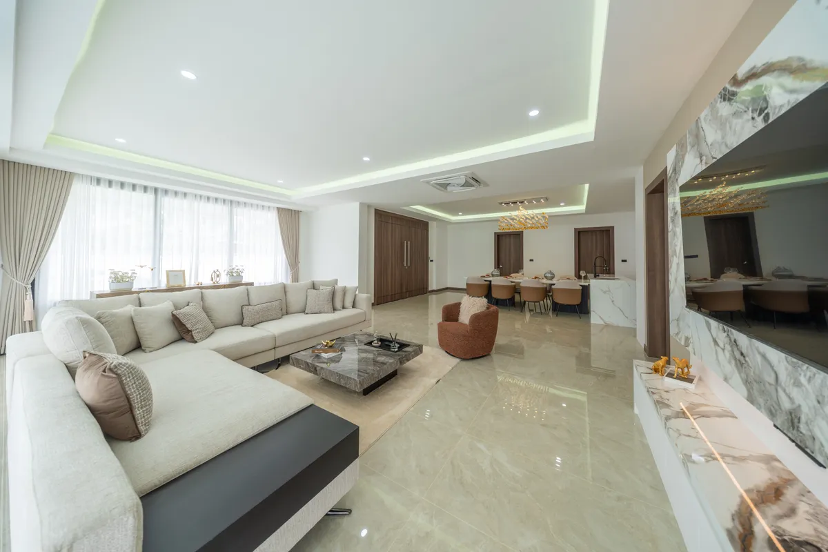 Newly Renovated 5 Bedroom 7 Bathroom House in Huay Yai photo 10