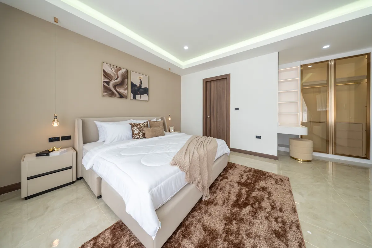 Newly Renovated 5 Bedroom 7 Bathroom House in Huay Yai photo 12