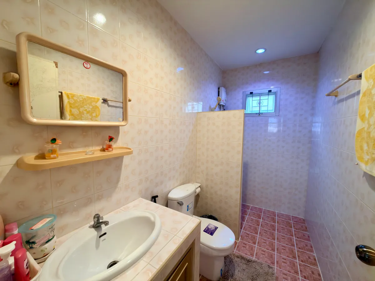 Three Bedroom House with Pool For Rent in Soi Nernplubwan East Pattaya photo 20