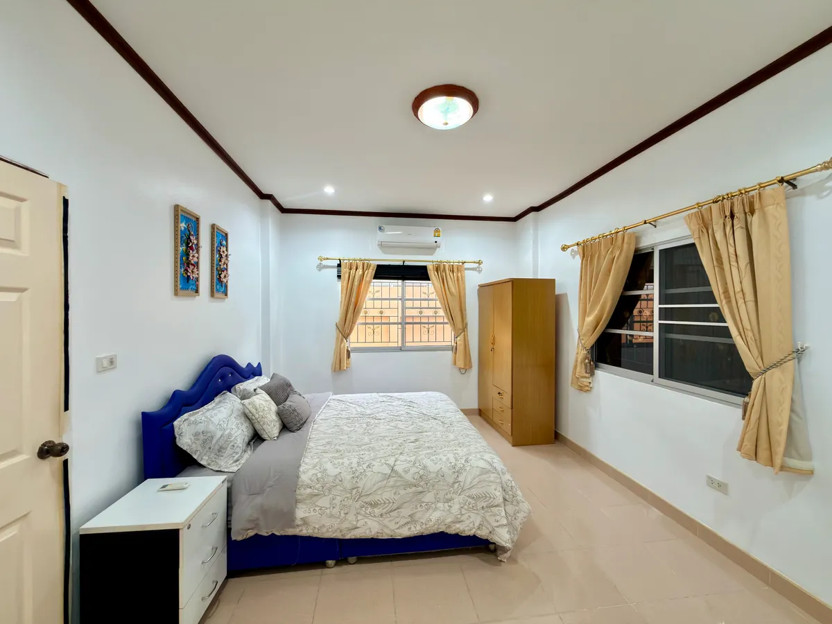 Three Bedroom House with Pool For Rent in Soi Nernplubwan East Pattaya photo 22