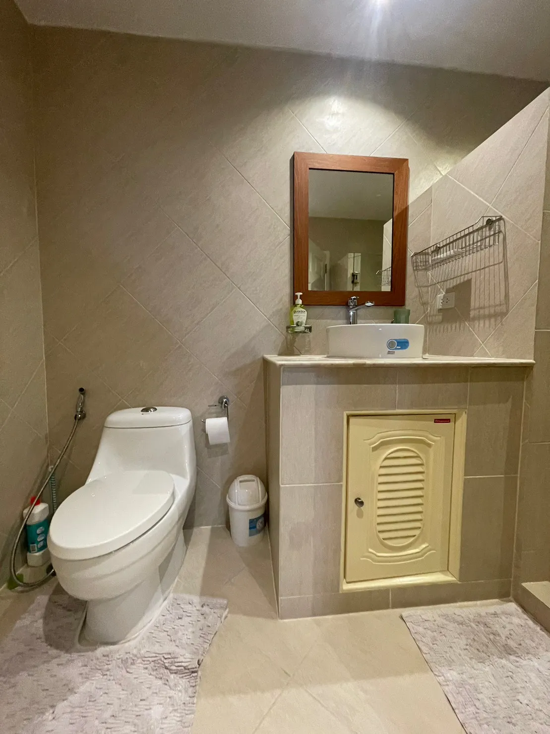 Executive Residence 4, Large 1 bedroom 100 SQM For Rent in Pratumnak photo 11