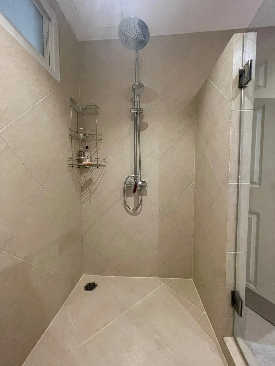 Executive Residence 4, Large 1 bedroom 100 SQM For Rent in Pratumnak photo 10
