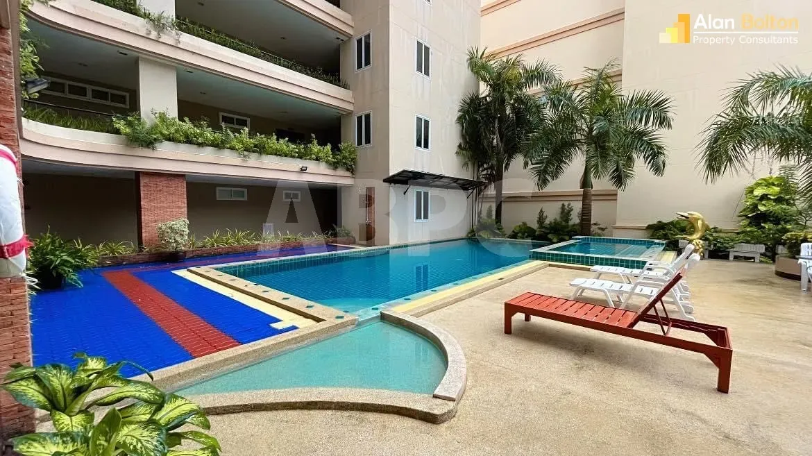 Executive Residence 4, Large 1 bedroom 100 SQM For Rent in Pratumnak photo 13