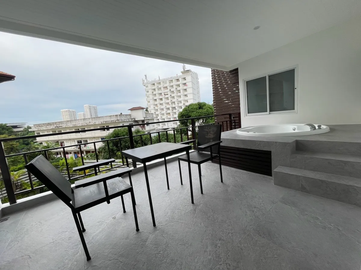 Unique interior design at The clubhouse 1 bed for sale photo 14