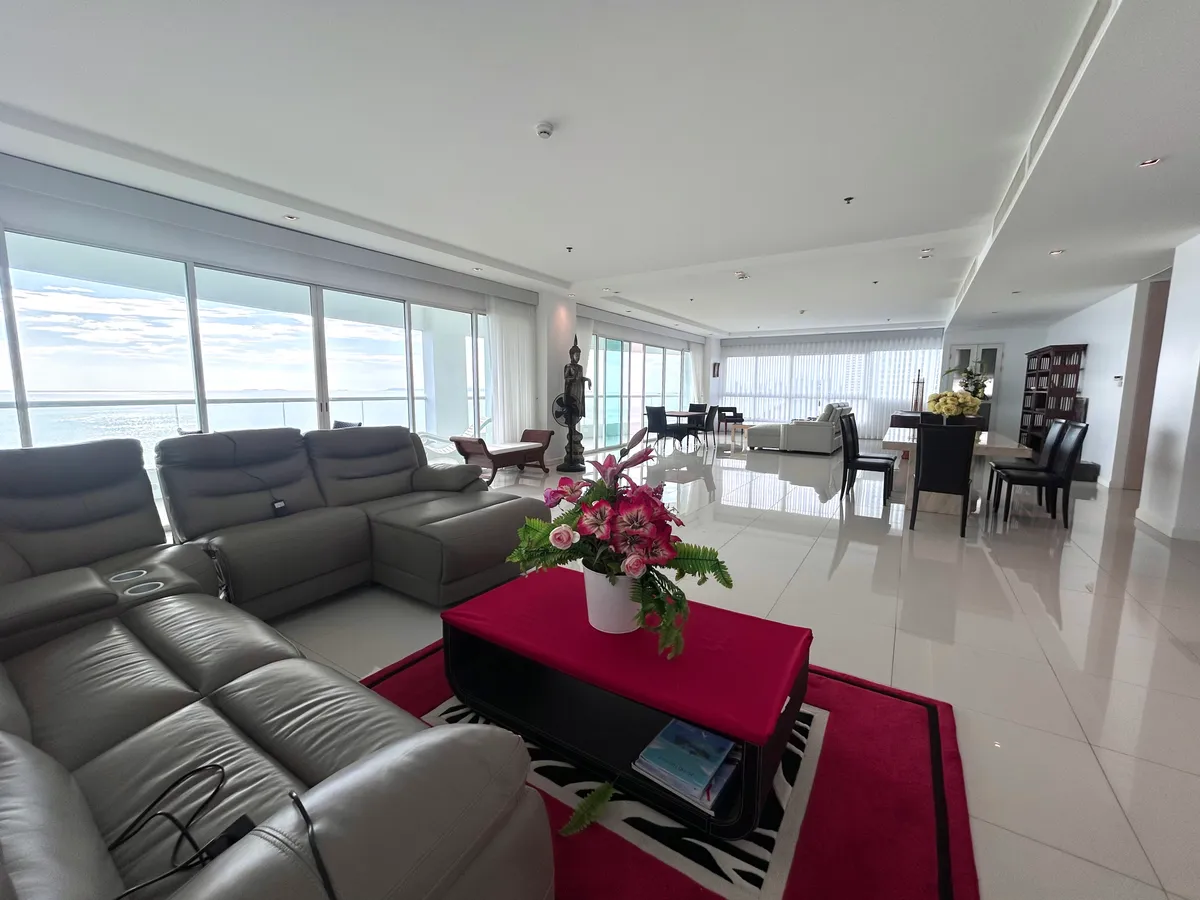 4 Bed 4 Bath in Najomtien CR5504 photo 8