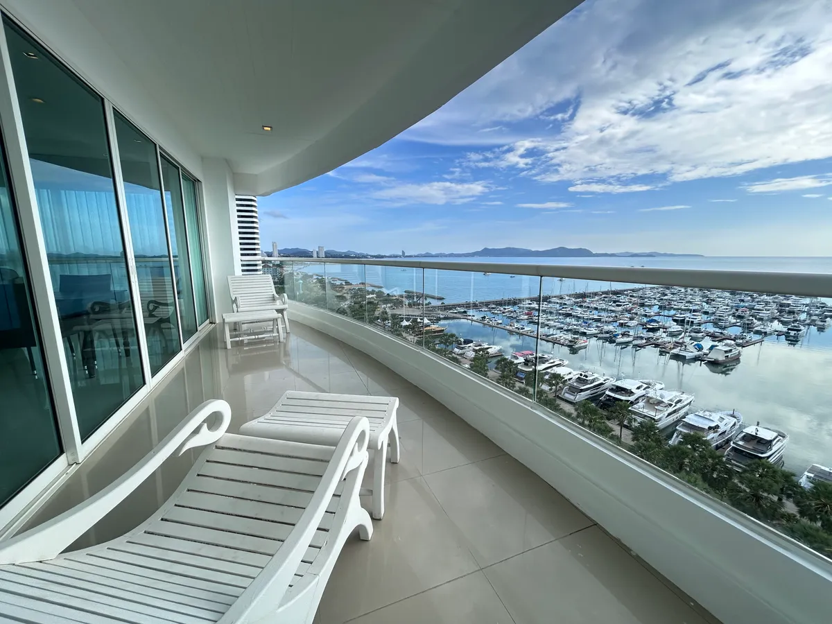 4 Bed 4 Bath in Najomtien CR5504