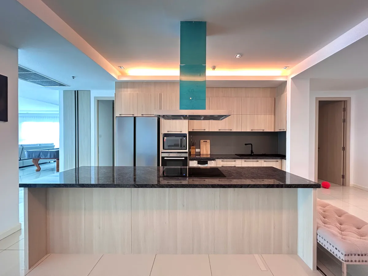 4 Bed 4 Bath in Najomtien CR5504 photo 6