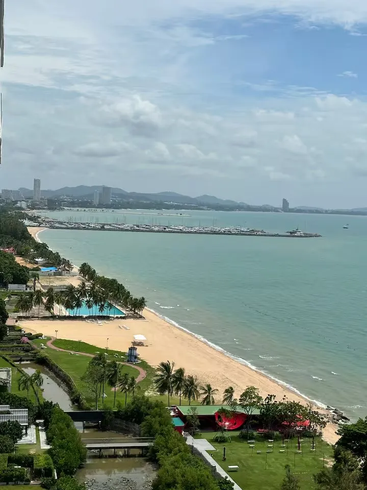 Ocean View Condo For Rent Or Sale In Beach Villa Vipawadee photo 9
