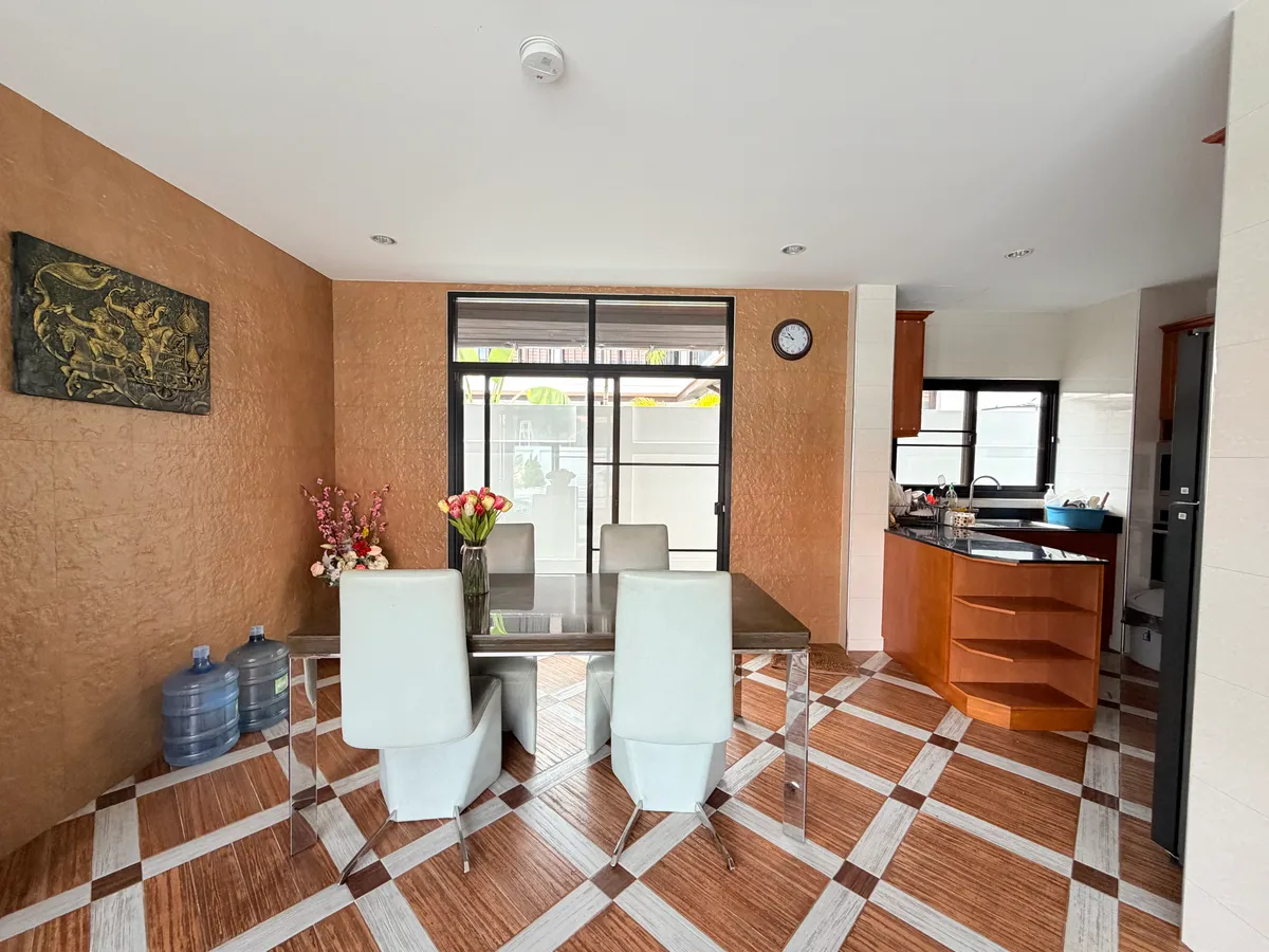 Pool Villa For Sale in Mabprahchan photo 19