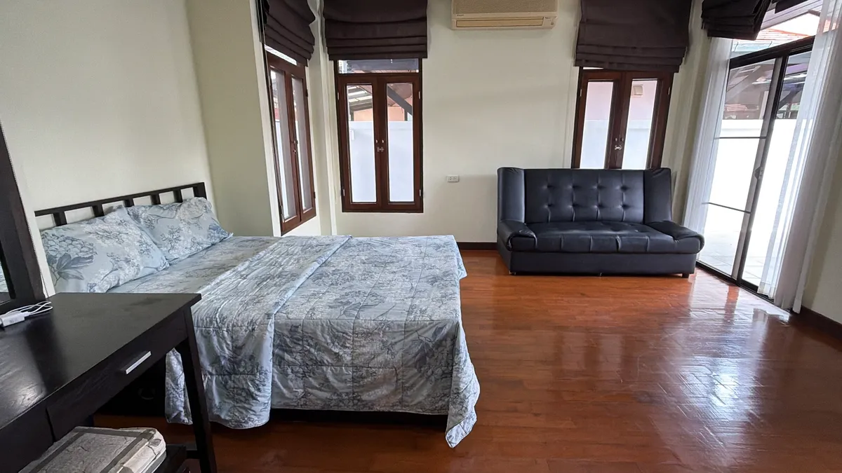Pool Villa For Sale in Mabprahchan photo 9