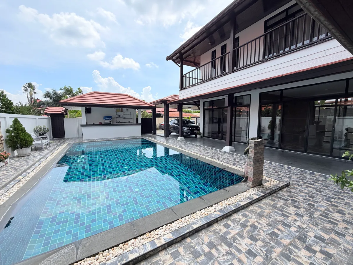 Pool Villa For Sale in Mabprahchan photo 17