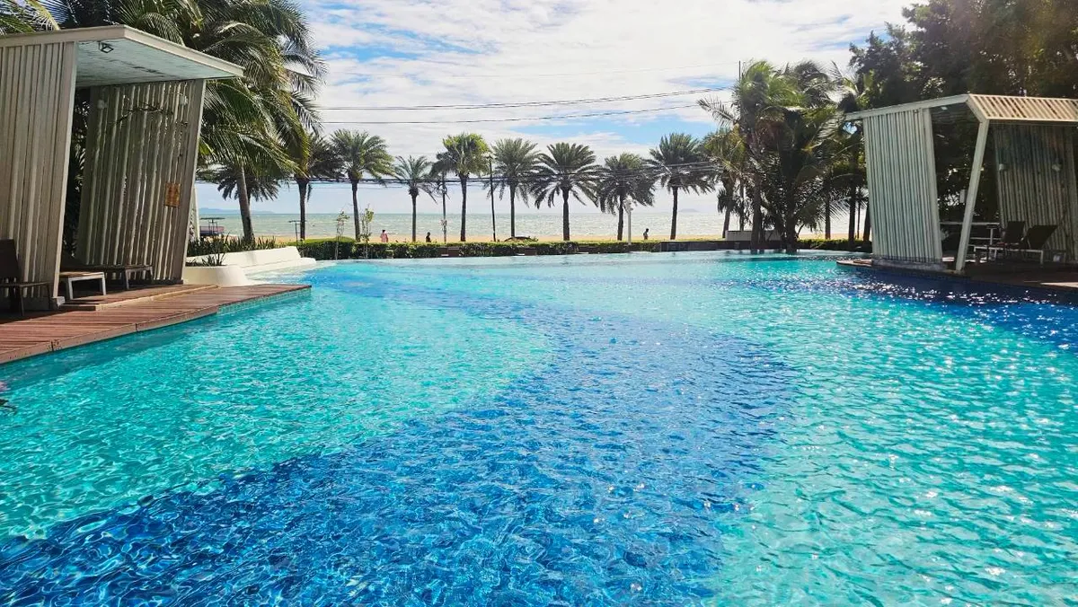 Lumpini Park Beach photo 2