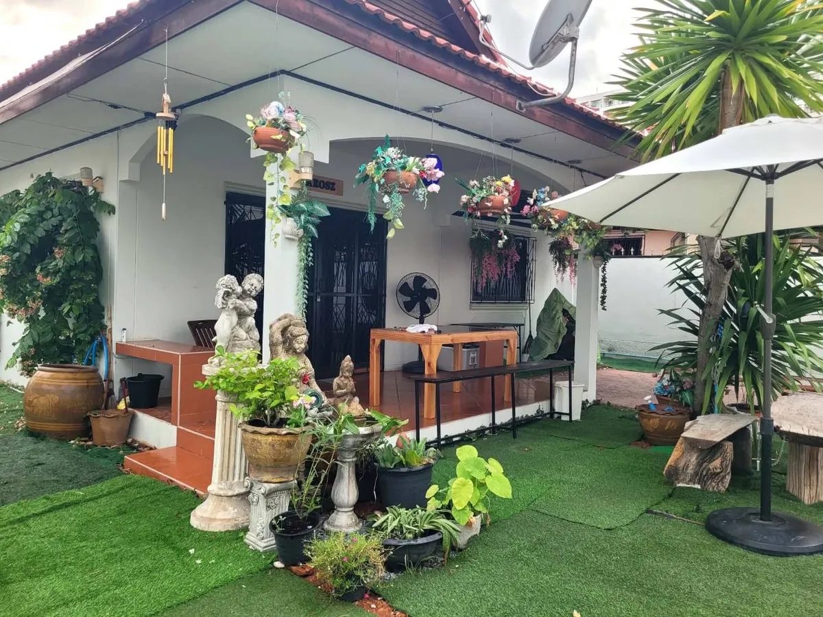Royal Park Village Jomtien, Beachside for Rent