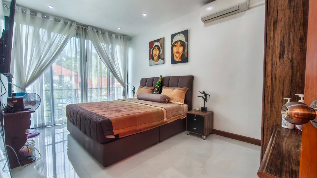 4 Bedroom Thai Bali style House for Sale