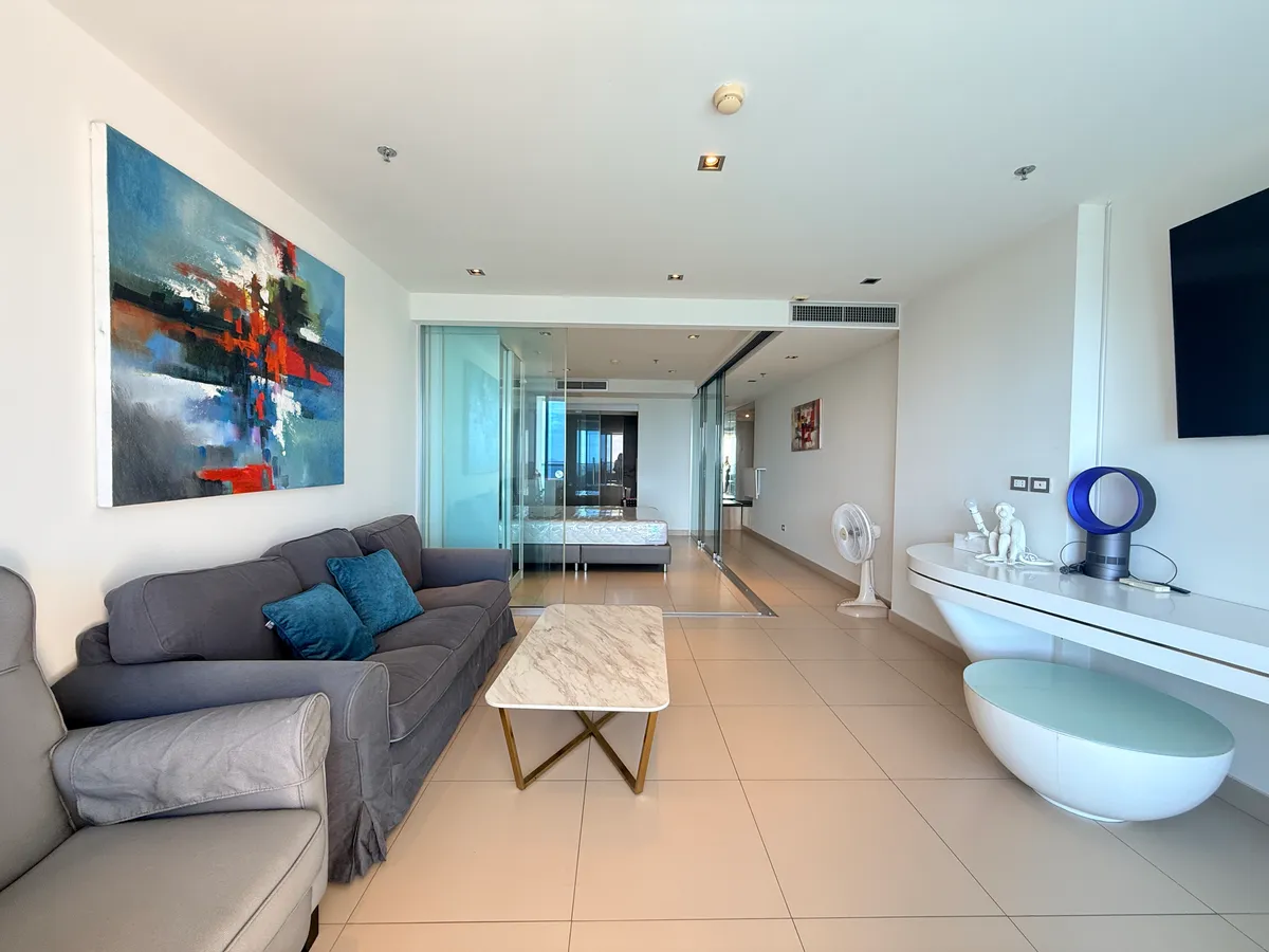 1 Bedroom with seaview for rent photo 2