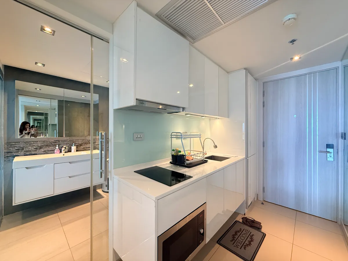 1 Bedroom with seaview for rent photo 3