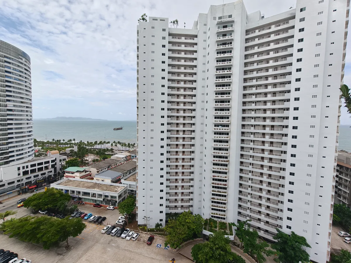 Jomtien Complex