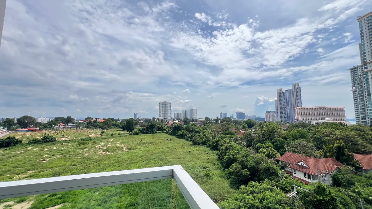 Corner room Sea view 3 Bedrooms 2 Bathrooms in Wongamat photo 6