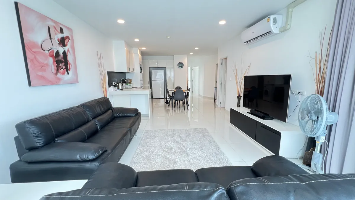 Corner room Sea view 3 Bedrooms 2 Bathrooms in Wongamat photo 9