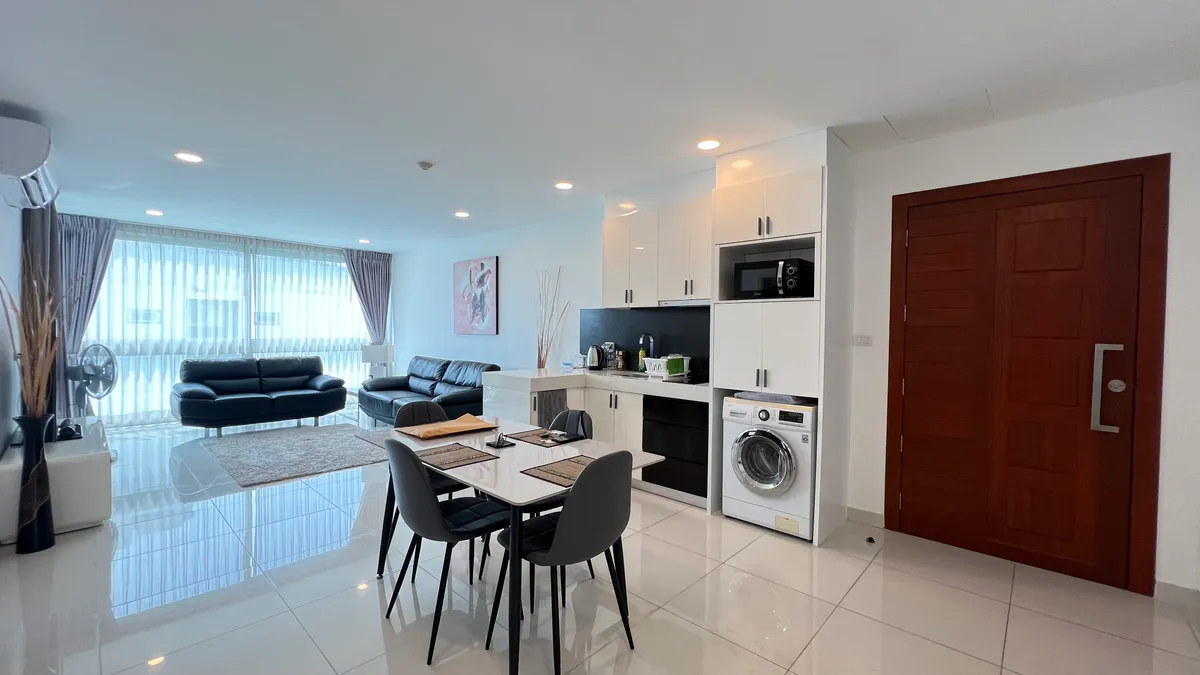 Corner room Sea view 3 Bedrooms 2 Bathrooms in Wongamat photo 13