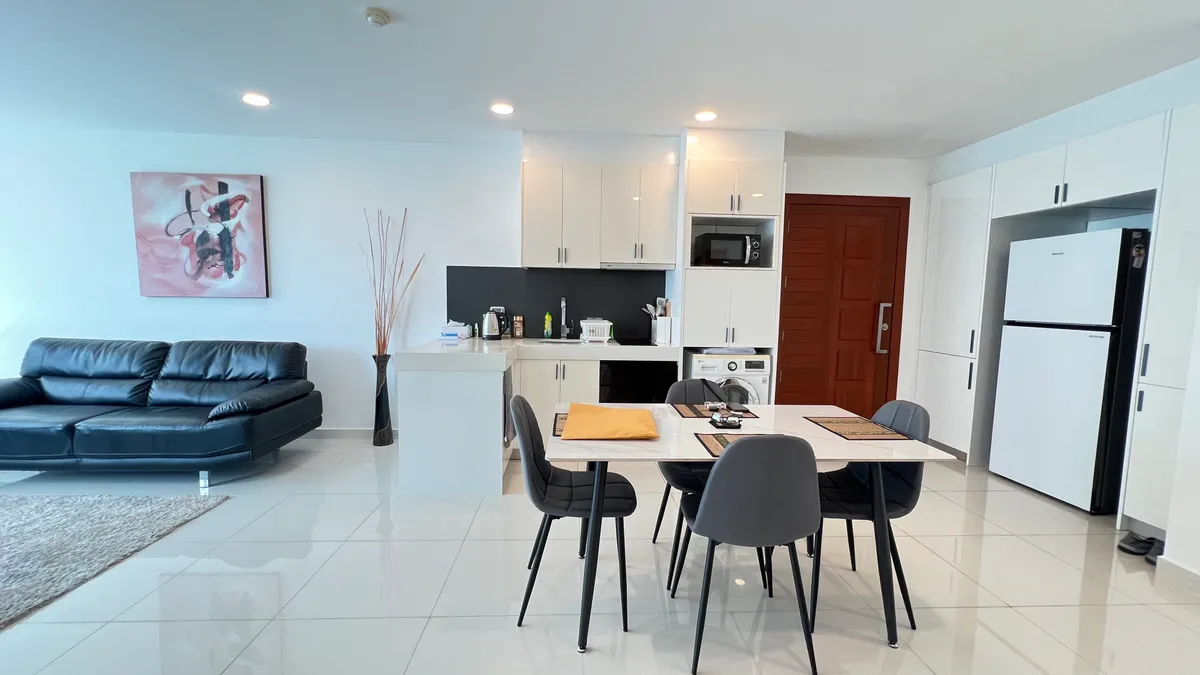 Corner room Sea view 3 Bedrooms 2 Bathrooms in Wongamat photo 11