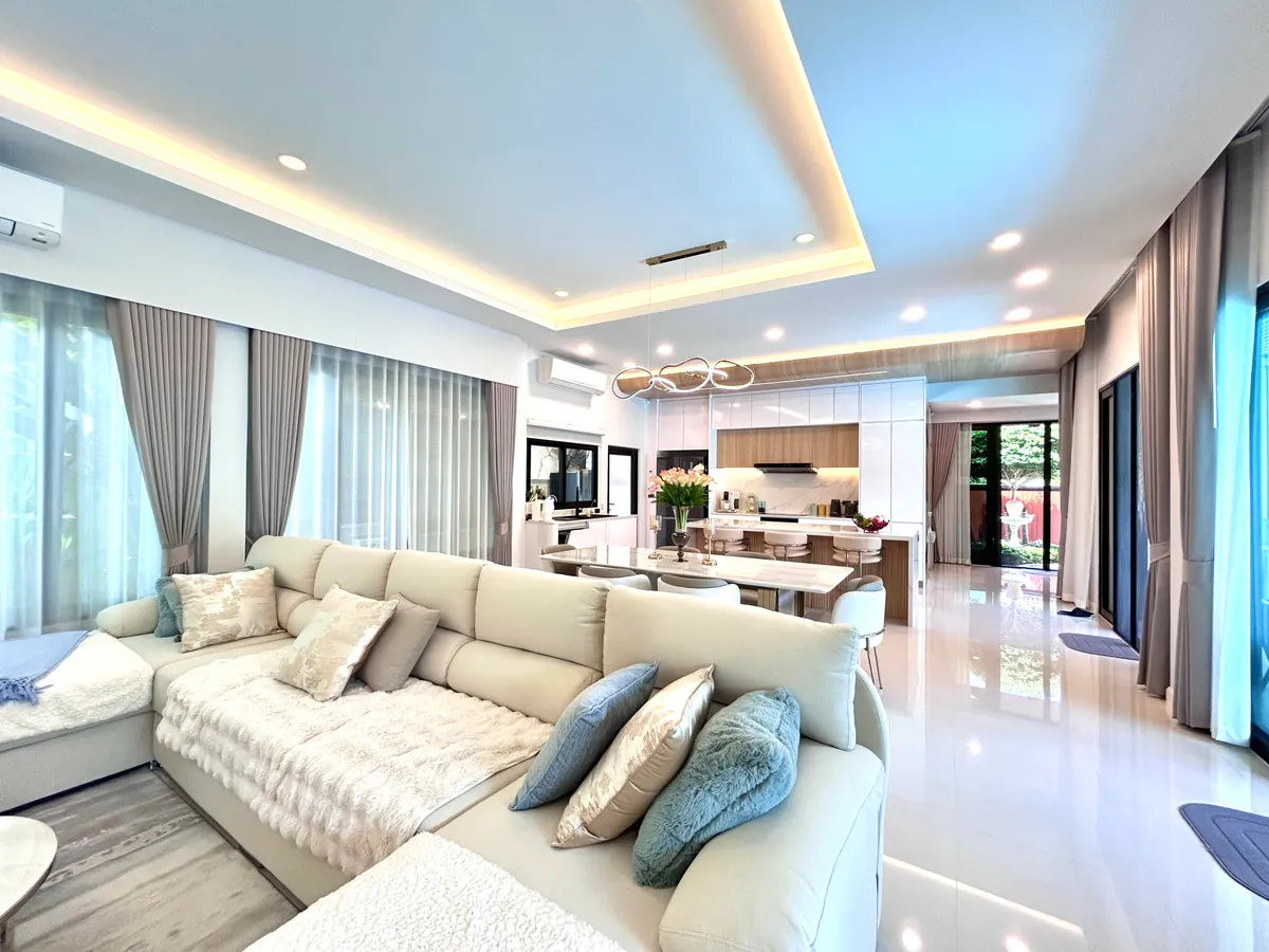 3 Bedroom 4 Bathroom House at Garden Ville 8 photo 2