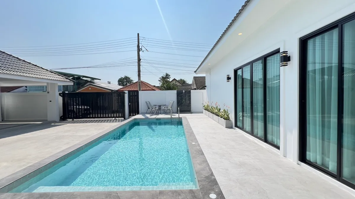 Newly Brand New Pool Villa 4 bedrooms 5 bathrooms in Siam Country Club for SALE