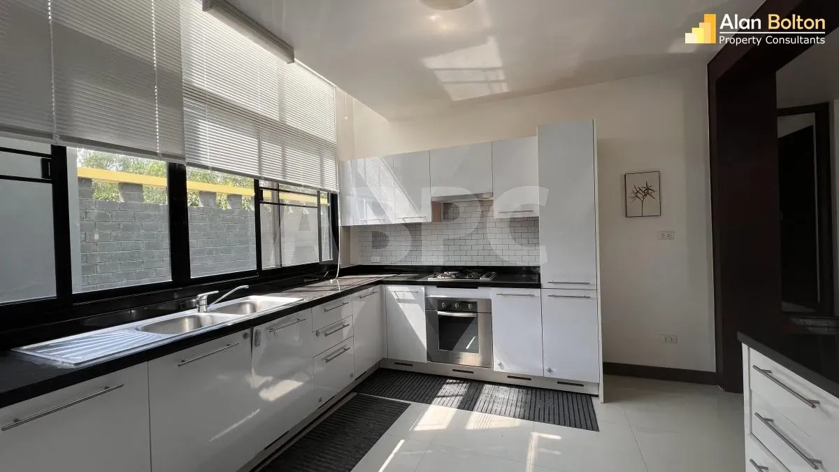 4 Bed 4 Bath in East Pattaya HS5184 photo 11