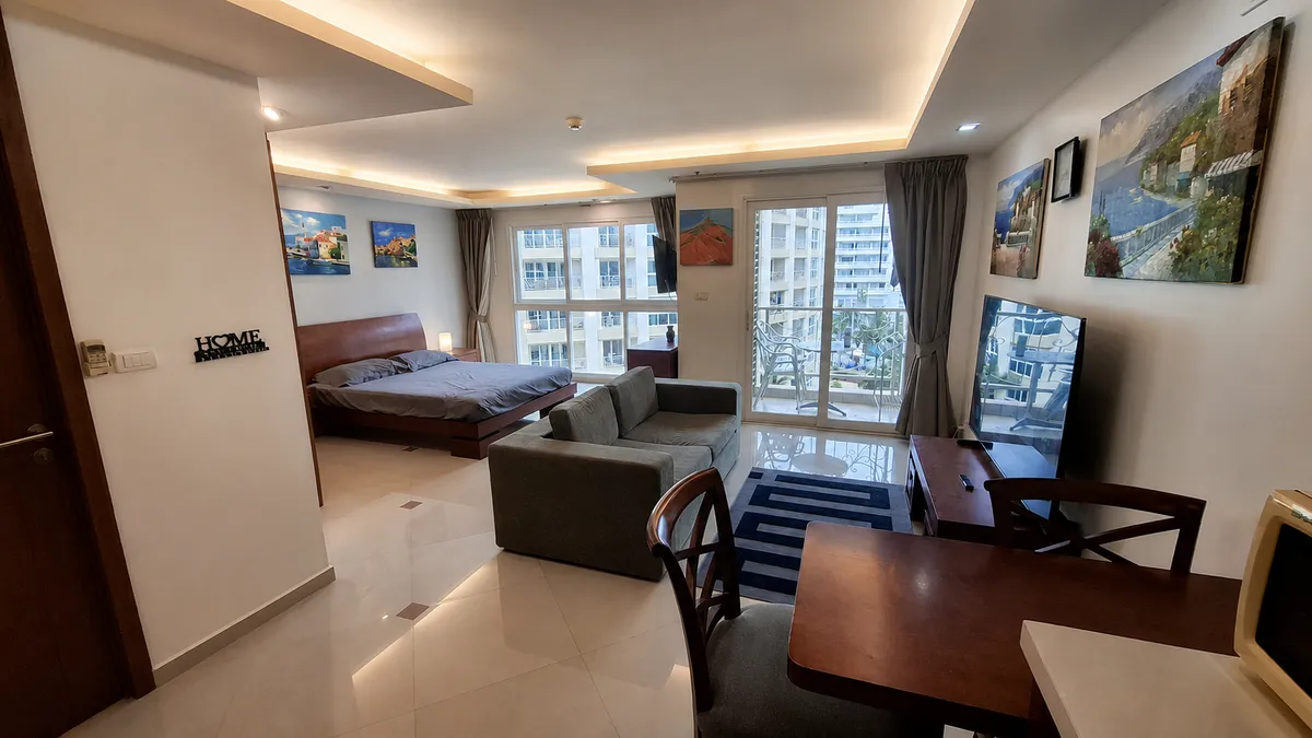 Spacious 40 Sqm Studio for Rent at City Garden Pattaya photo 10