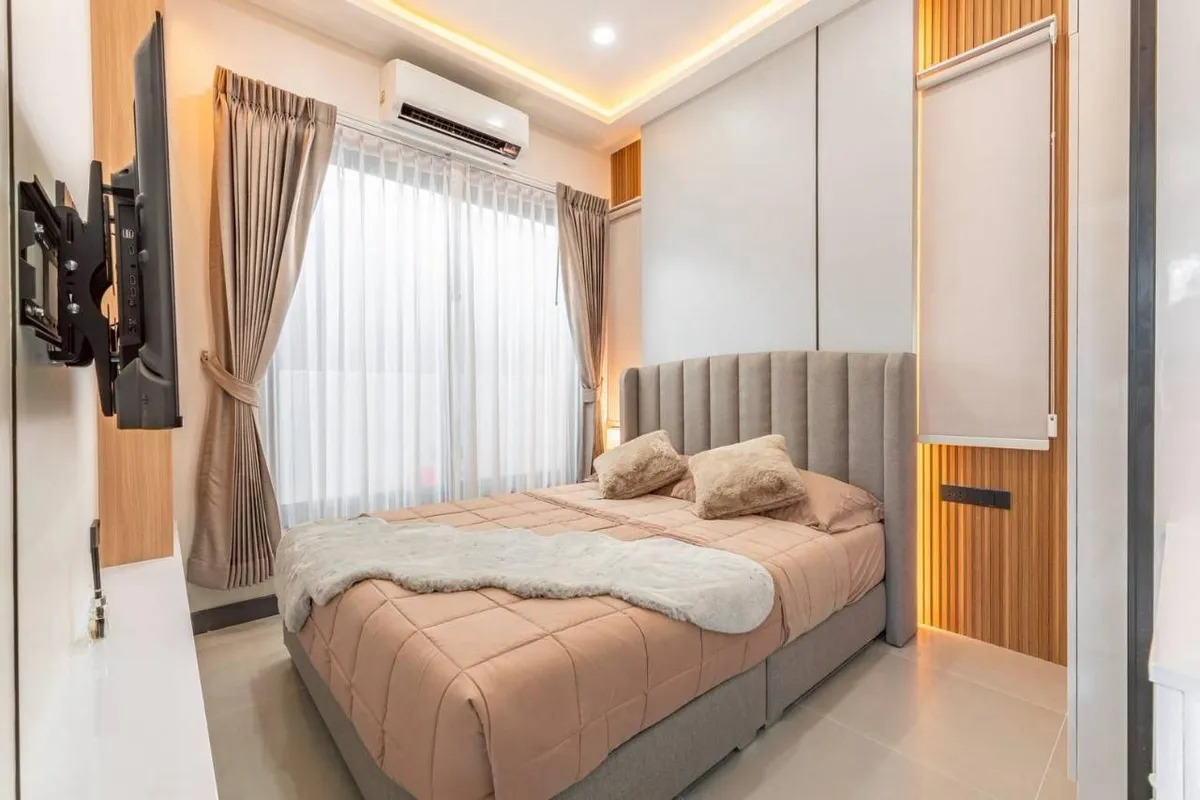 Pool Villa Soi Chaloem Prakiat photo 22