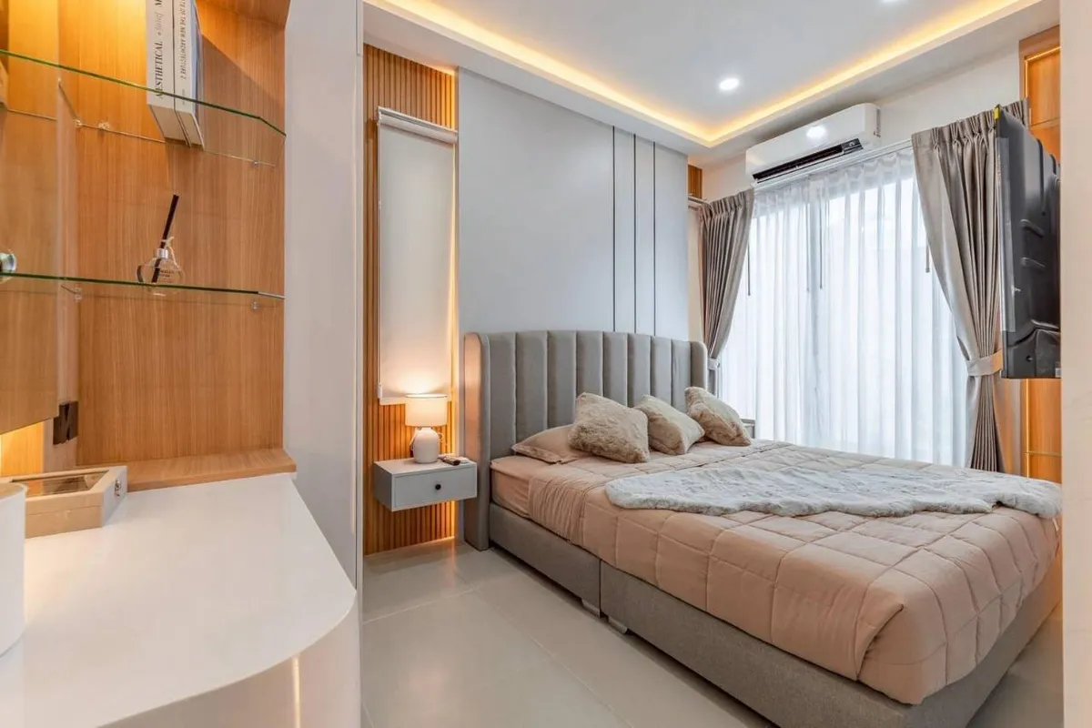 Pool Villa Soi Chaloem Prakiat photo 11