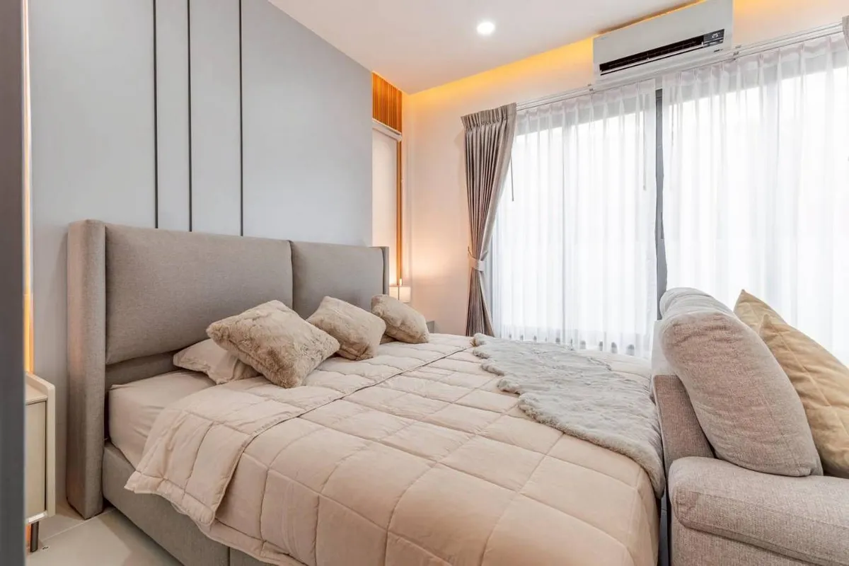 Pool Villa Soi Chaloem Prakiat photo 17