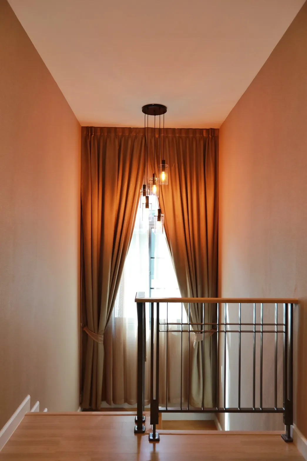 3 Bed 4 Bath For Rent near Regents School photo 13