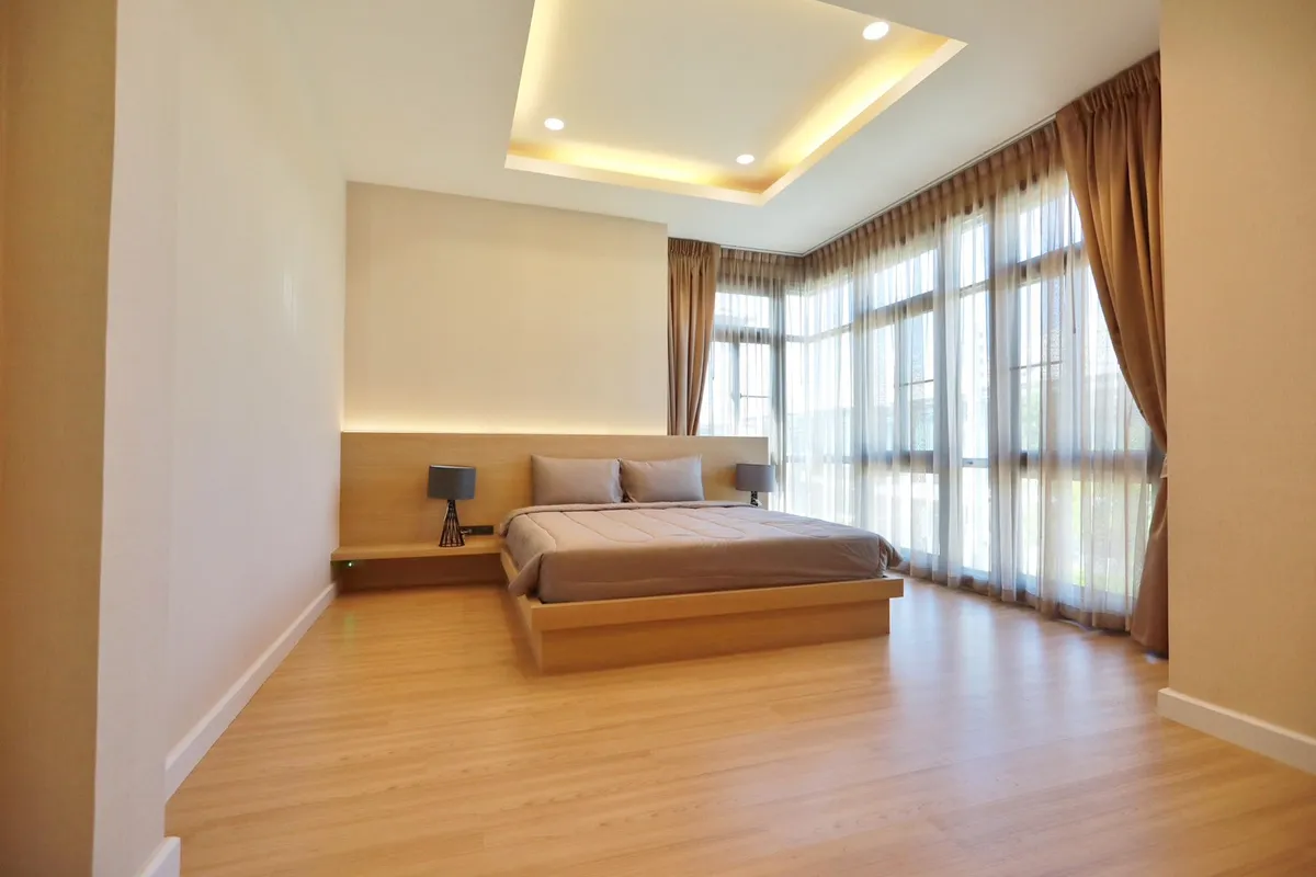 3 Bed 4 Bath For Rent near Regents School photo 19