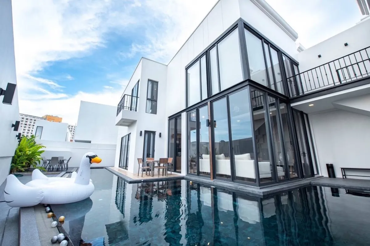 Inara pool villa photo 4