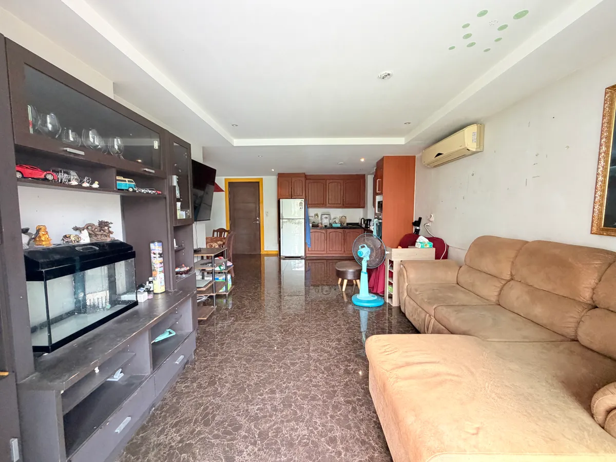 1 Minute to Jomtien Beach Condo For Sale photo 10