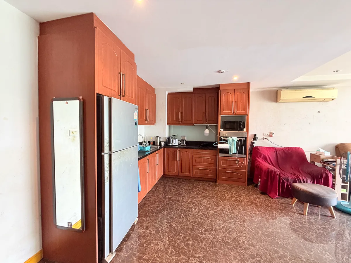 1 Minute to Jomtien Beach Condo For Sale photo 6