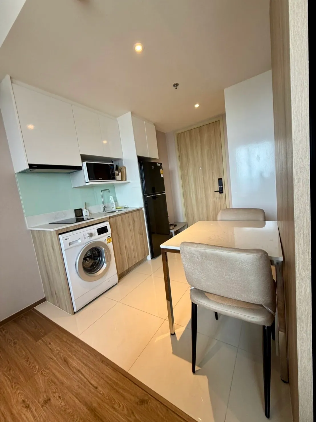 Modern 1 bedroom 1 bathroom in Central Pattaya for RENT photo 9
