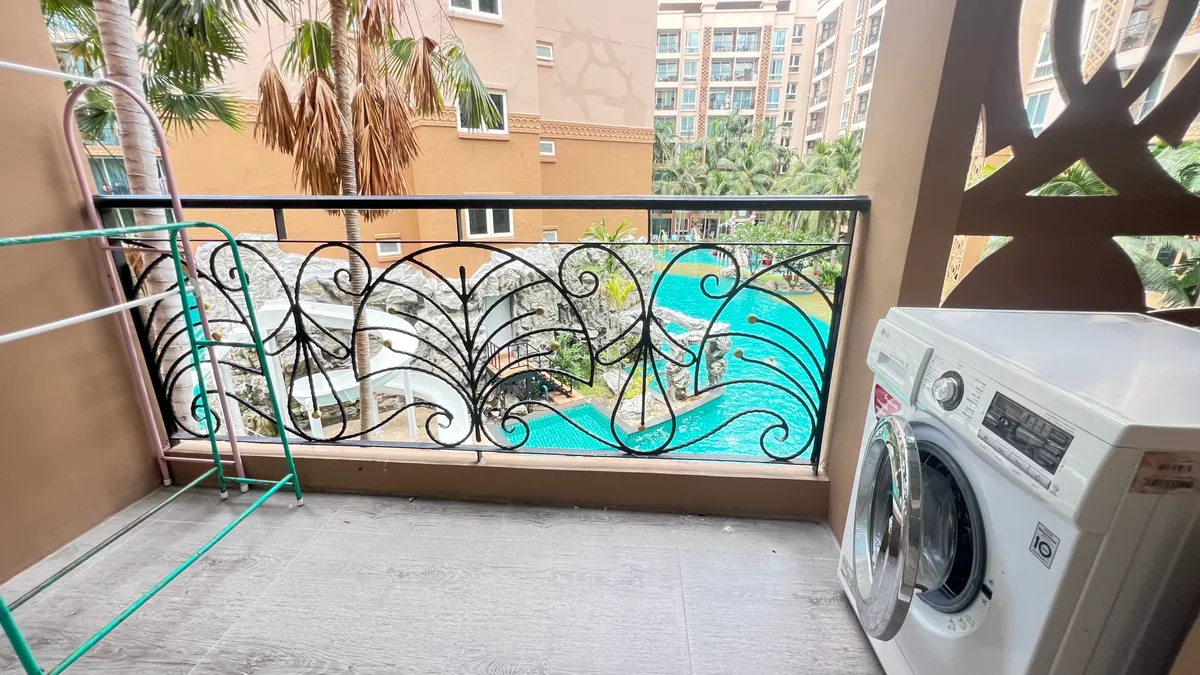 Pool view 2 Bedrooms 2 Bathrooms in Jomtien photo 4