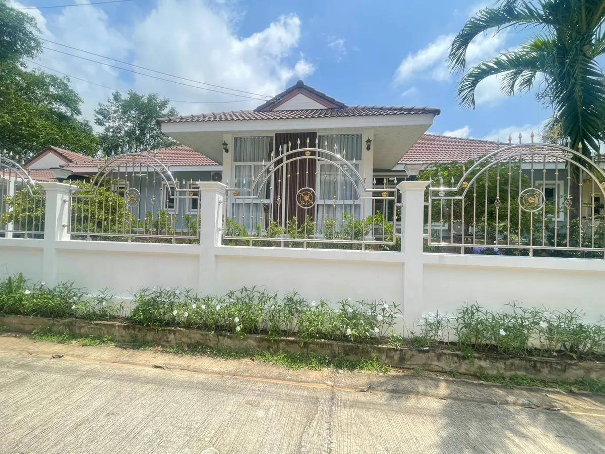 Friendly Land Pool Villa2 One Story House photo 27