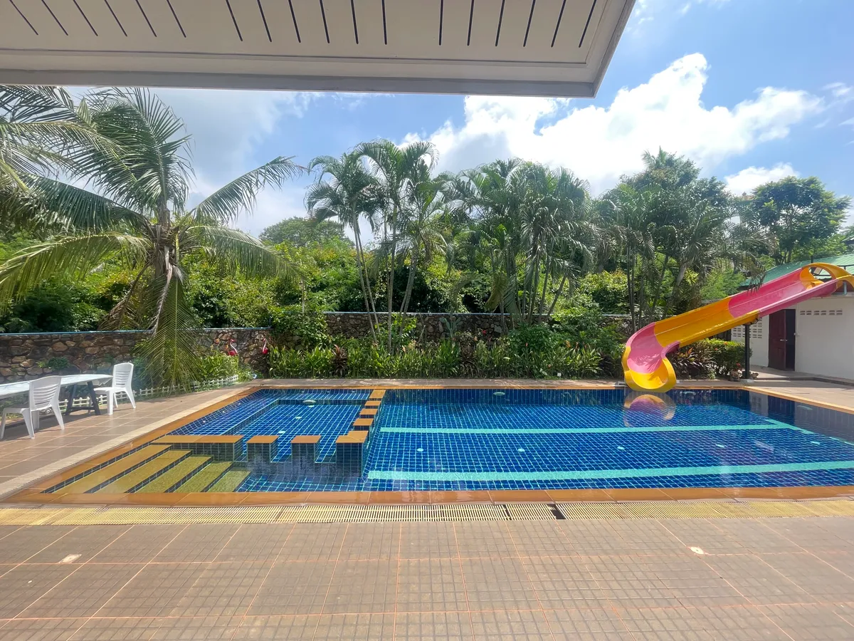 Friendly Land Pool Villa2 One Story House photo 2