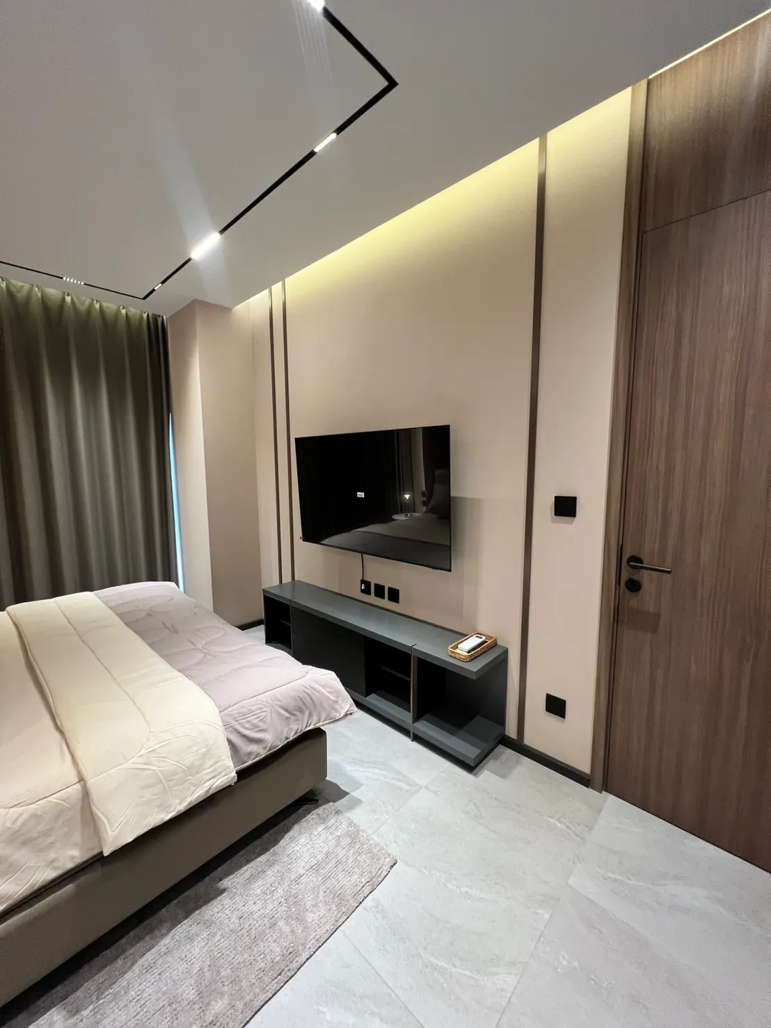 Brand new condo, stunningly beautiful “Experience a life of luxury in a beachfront condo in Na Jomtien” photo 10