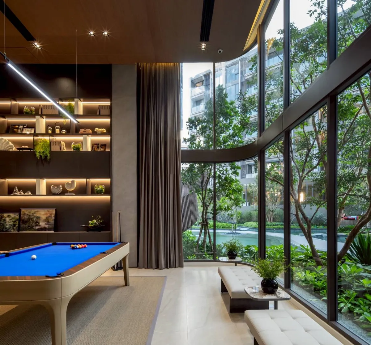 Brand new condo, stunningly beautiful “Experience a life of luxury in a beachfront condo in Na Jomtien” photo 3