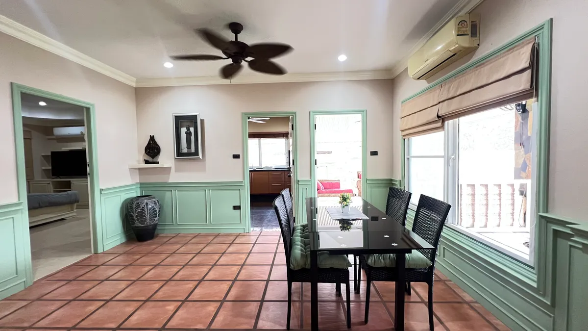 Pool villa 4 Bedrooms 3 Bathrooms in East pattaya photo 12