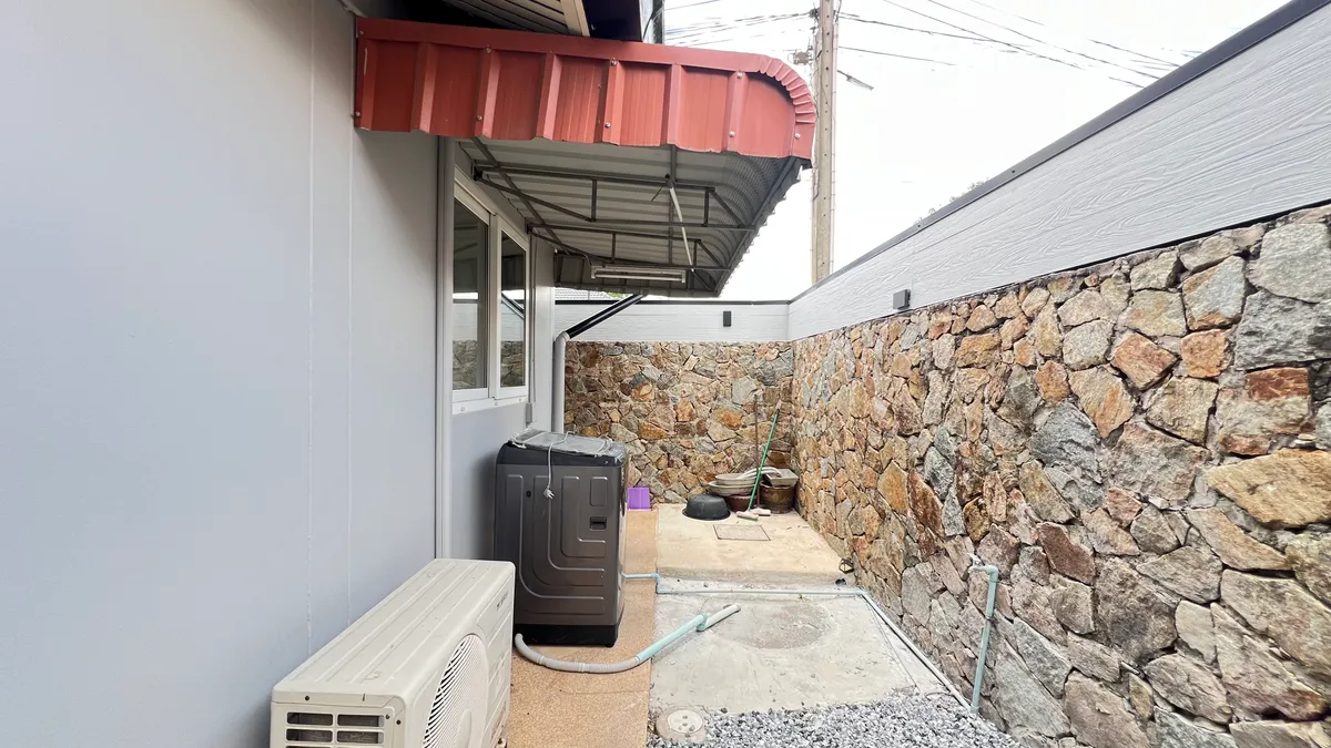 Pool villa 4 Bedrooms 3 Bathrooms in East pattaya photo 20