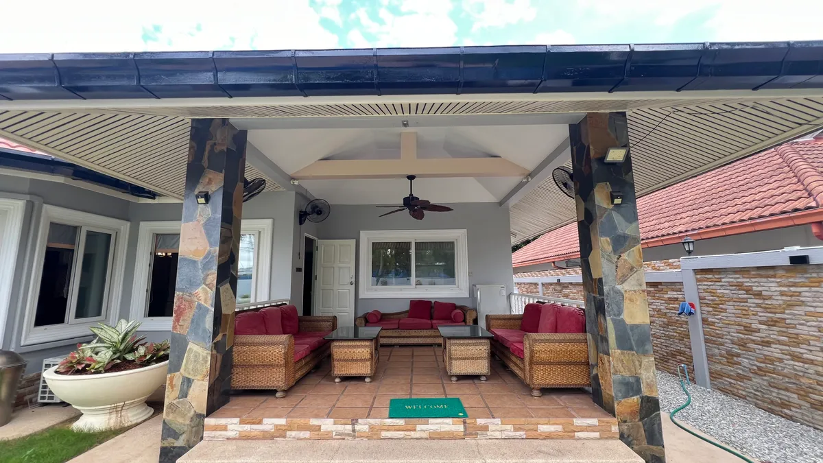 Pool villa 4 Bedrooms 3 Bathrooms in East pattaya photo 6