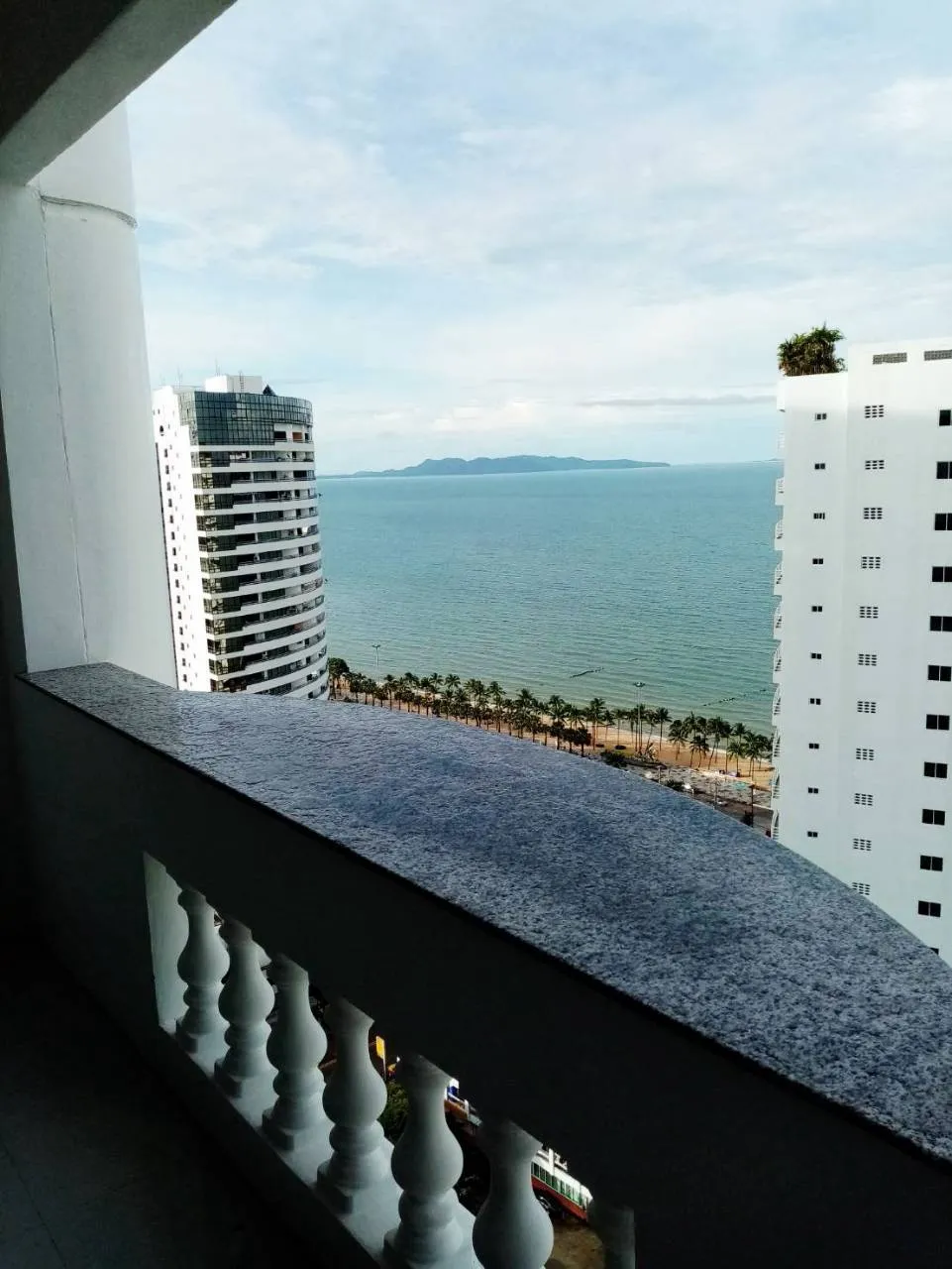 Jomtien Complex photo 18