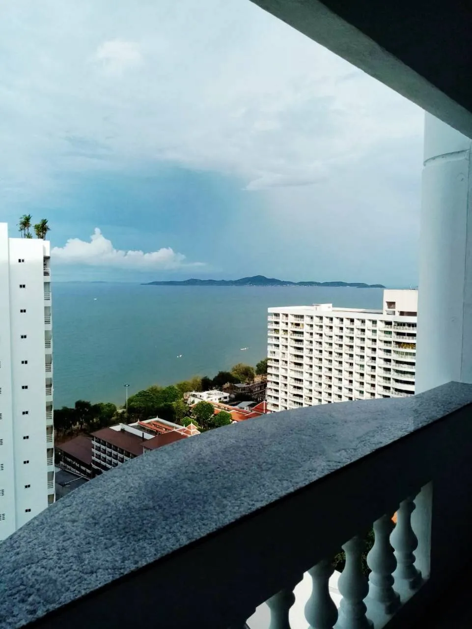 Jomtien Complex photo 17