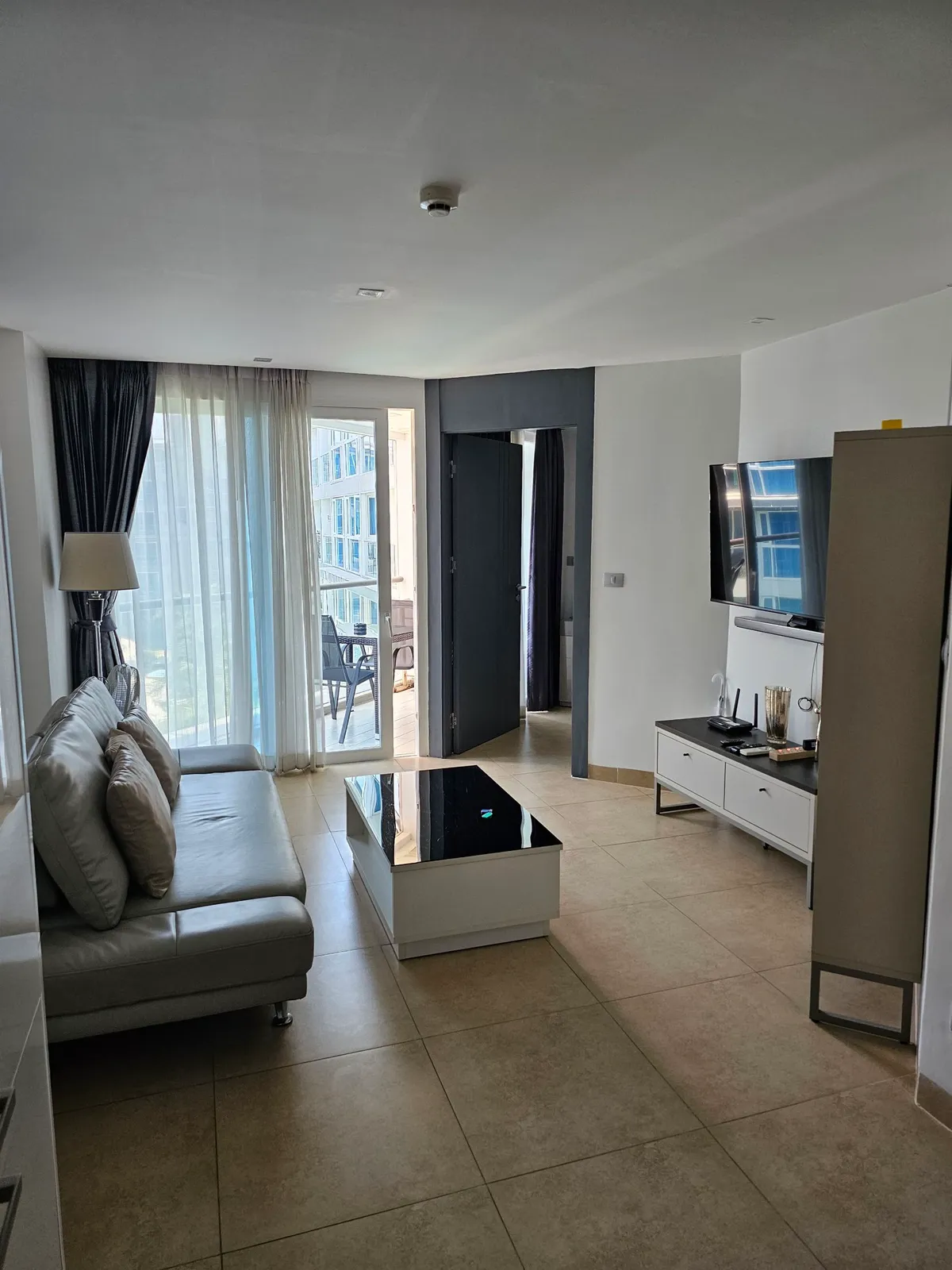 1 Bedroom 1 Bathroom In Centara FQ photo 7